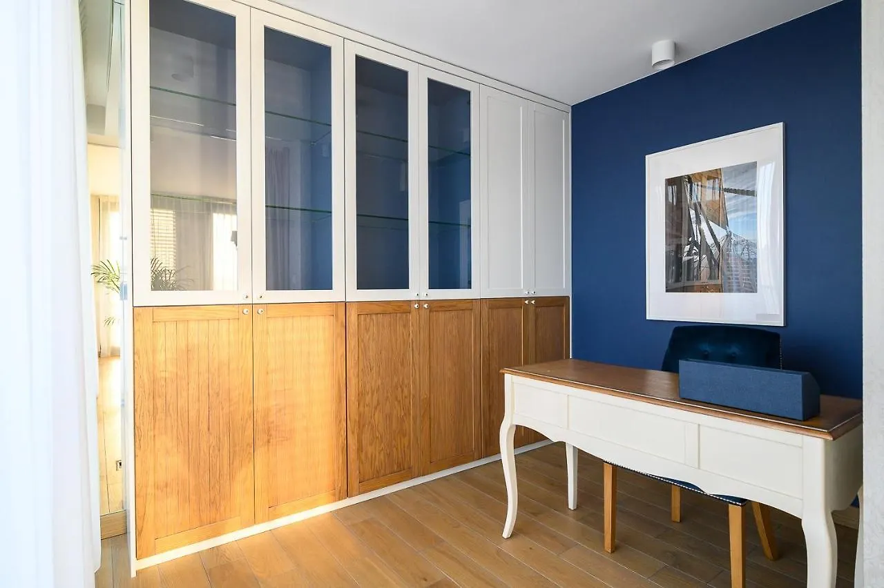 Penthouse Collection By Exclusive Aparthotel Marina Wrocław 0*,